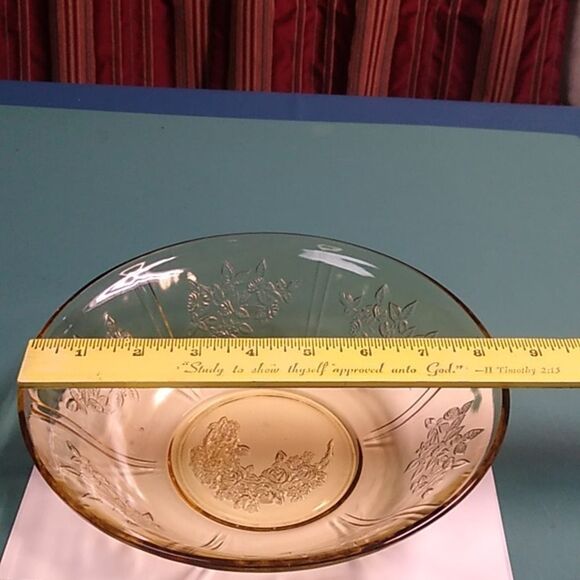 Vintage Depression Glass Gold color "Sharon" Cabbage Rose pattern Servin… - Picture 3 of 7